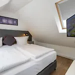 Ko15 Szálloda 3*