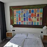 Ko15 Szálloda 3*