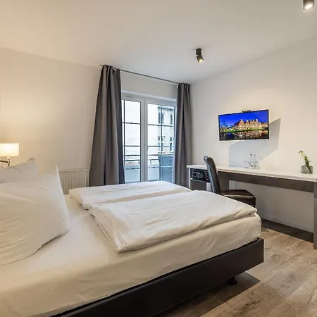 Ko15 3* Λίμπεκ