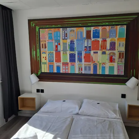 Ko15 Szálloda 3*