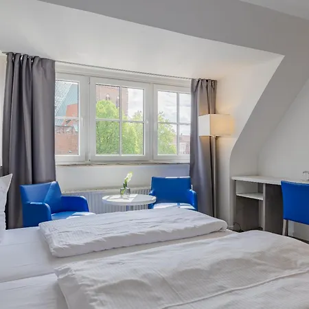 Ko15 3* Lübeck