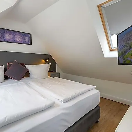 Ko15 Szálloda 3*